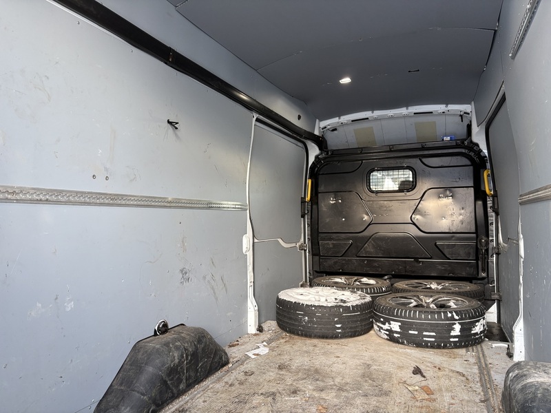 Ford Transit vaihtoauto