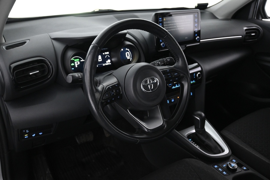 Toyota Yaris Cross vaihtoauto