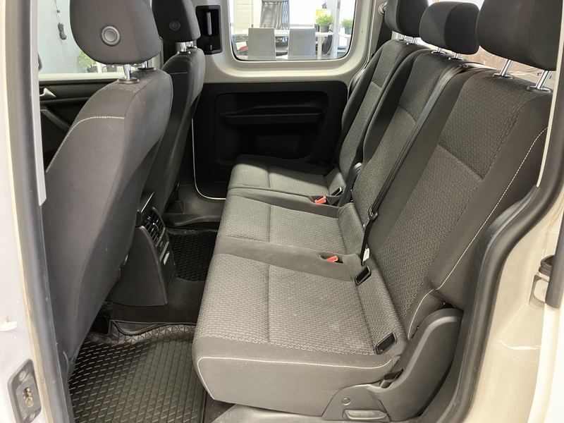 Volkswagen Caddy Maxi vaihtoauto