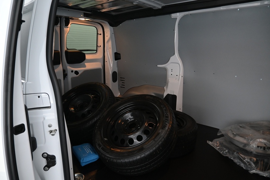 Opel Vivaro vaihtoauto