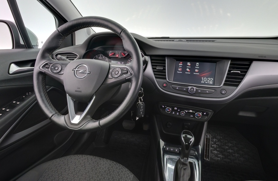 Opel Crossland X vaihtoauto