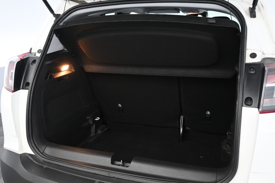 Opel Crossland X vaihtoauto