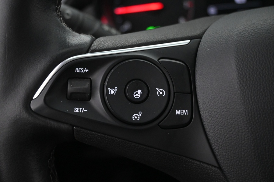 Opel Crossland X vaihtoauto