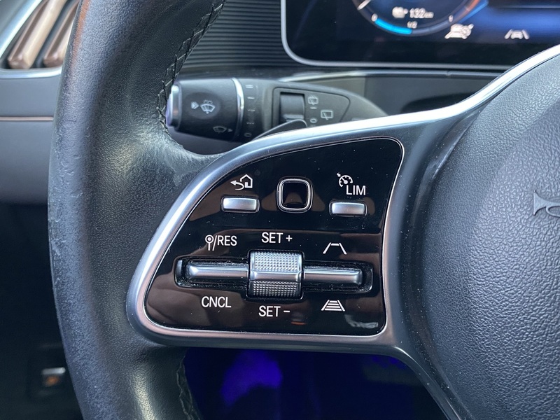 Mercedes-Benz EQC vaihtoauto