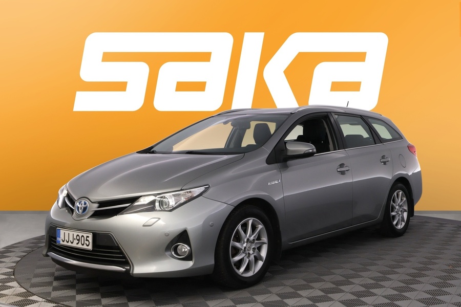 Toyota Auris vaihtoauto