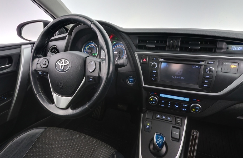 Toyota Auris vaihtoauto