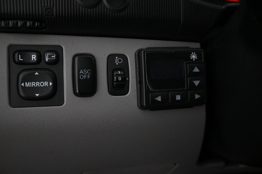 Mitsubishi L200 vaihtoauto