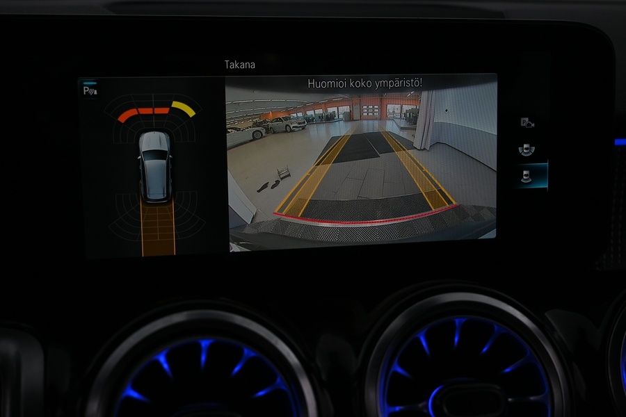 Mercedes-Benz EQB vaihtoauto