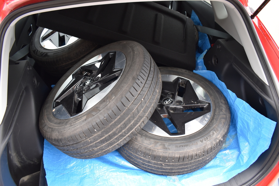 Hyundai KONA Electric vaihtoauto