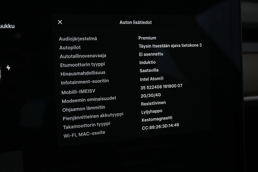 Tesla Model 3 vaihtoauto