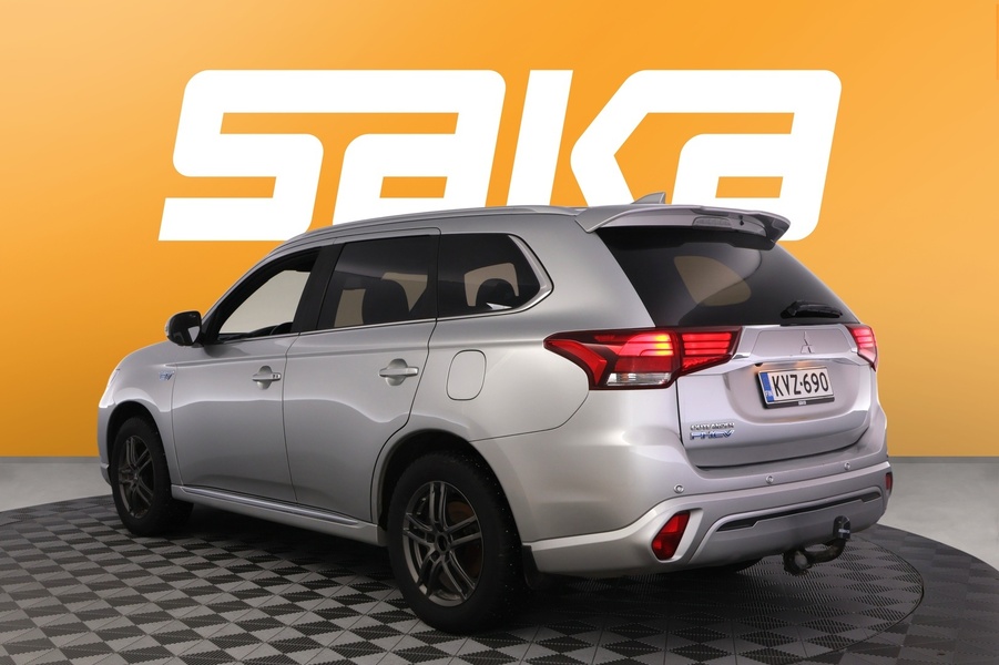 Mitsubishi Outlander PHEV vaihtoauto
