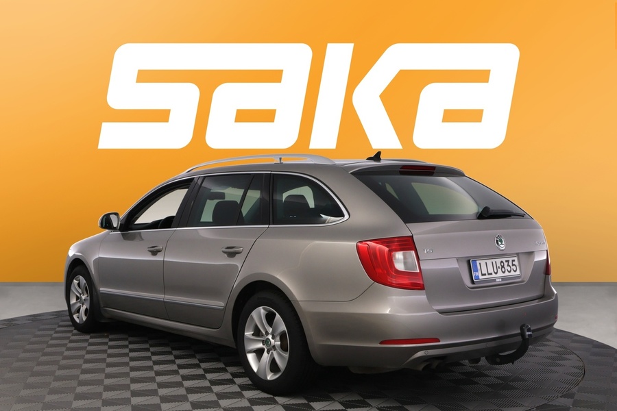 Skoda Superb vaihtoauto