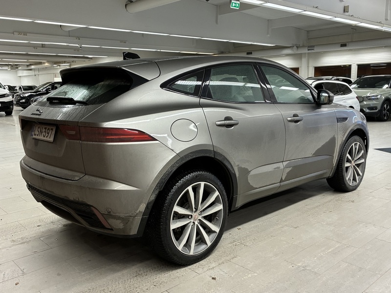 Jaguar E-PACE vaihtoauto