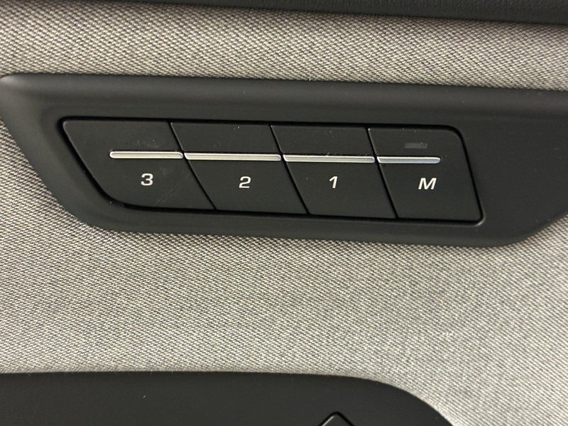 Jaguar E-PACE vaihtoauto