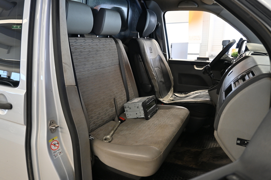 Volkswagen Transporter vaihtoauto