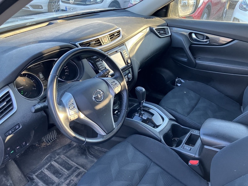 Nissan X-Trail vaihtoauto