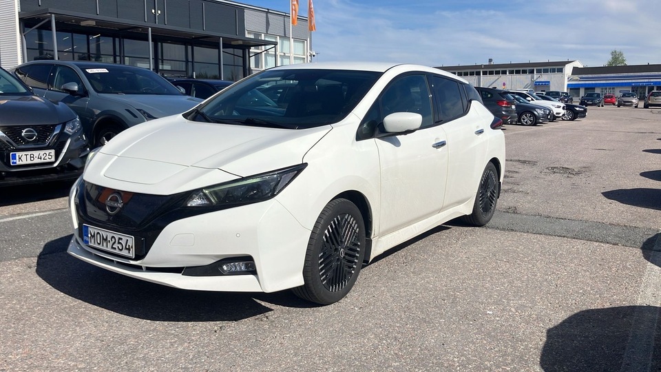 Nissan Leaf vaihtoauto