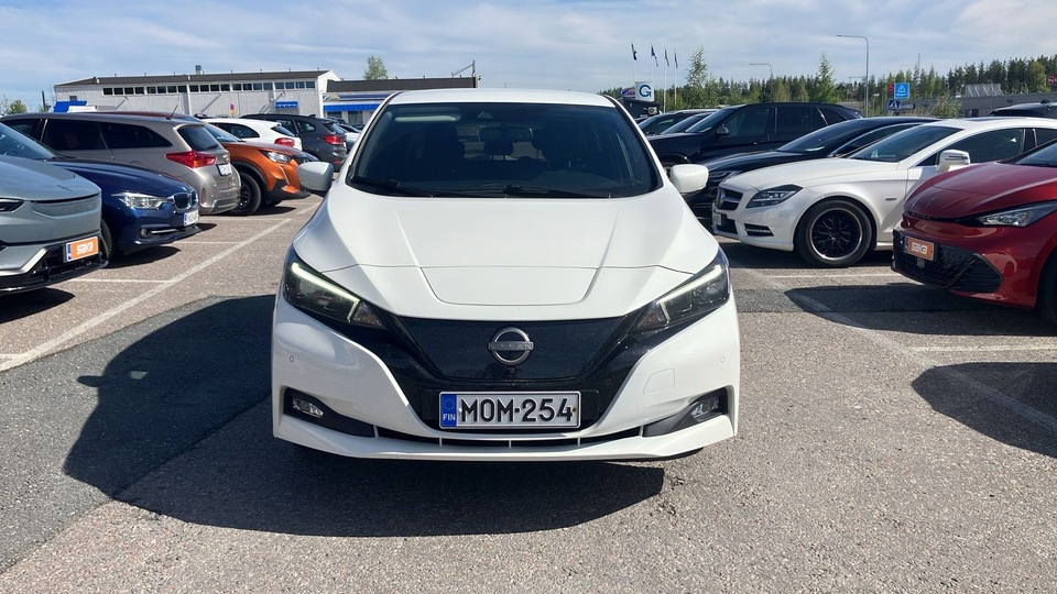Nissan Leaf vaihtoauto