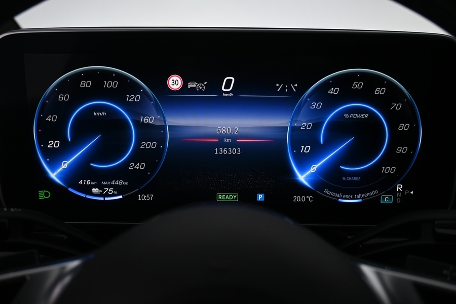 Mercedes-Benz EQE vaihtoauto