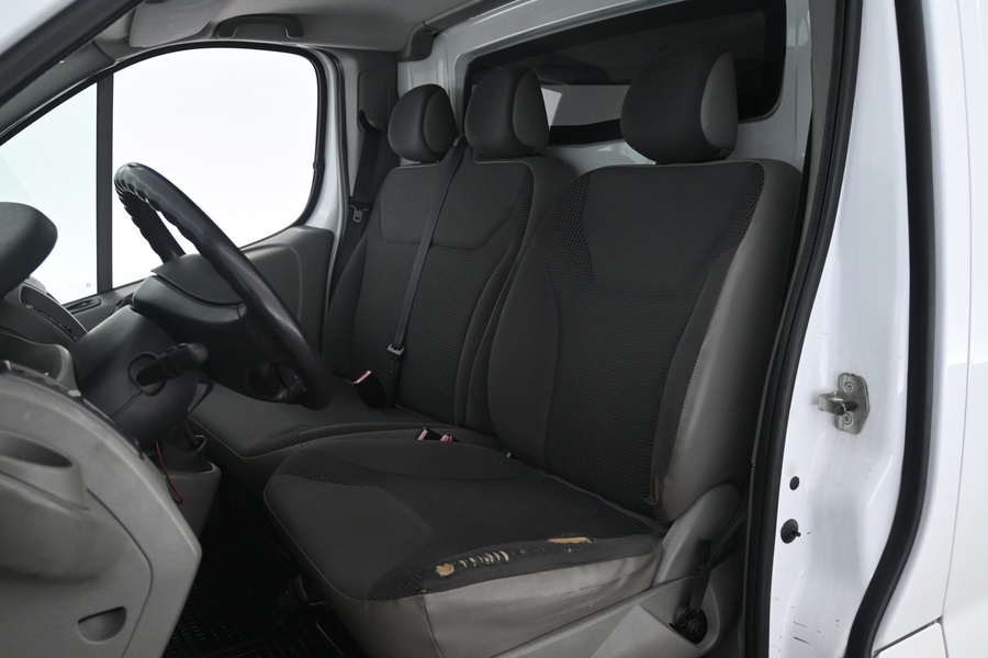 Opel Vivaro vaihtoauto