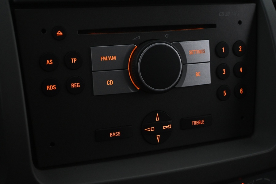 Opel Vivaro vaihtoauto