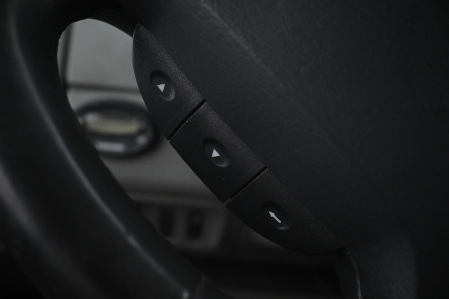 Opel Vivaro vaihtoauto