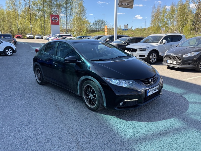 Honda Civic vaihtoauto