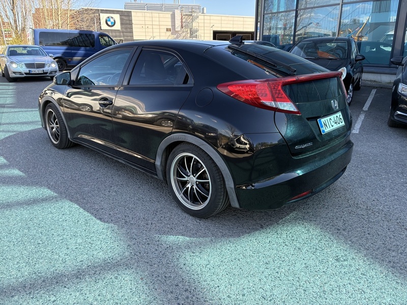 Honda Civic vaihtoauto