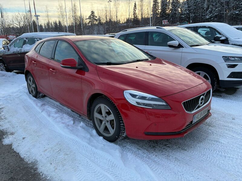 Volvo V40 vaihtoauto