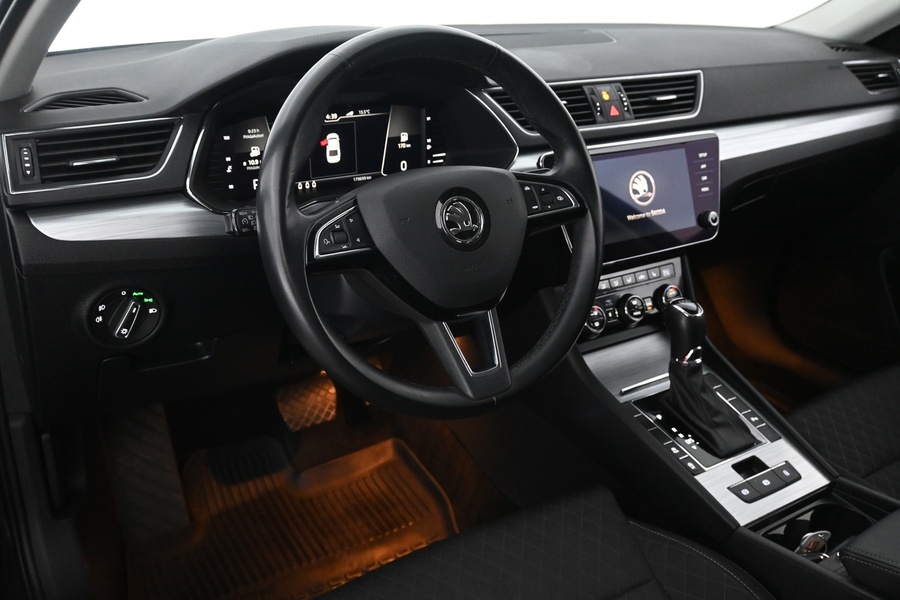 Skoda Superb vaihtoauto