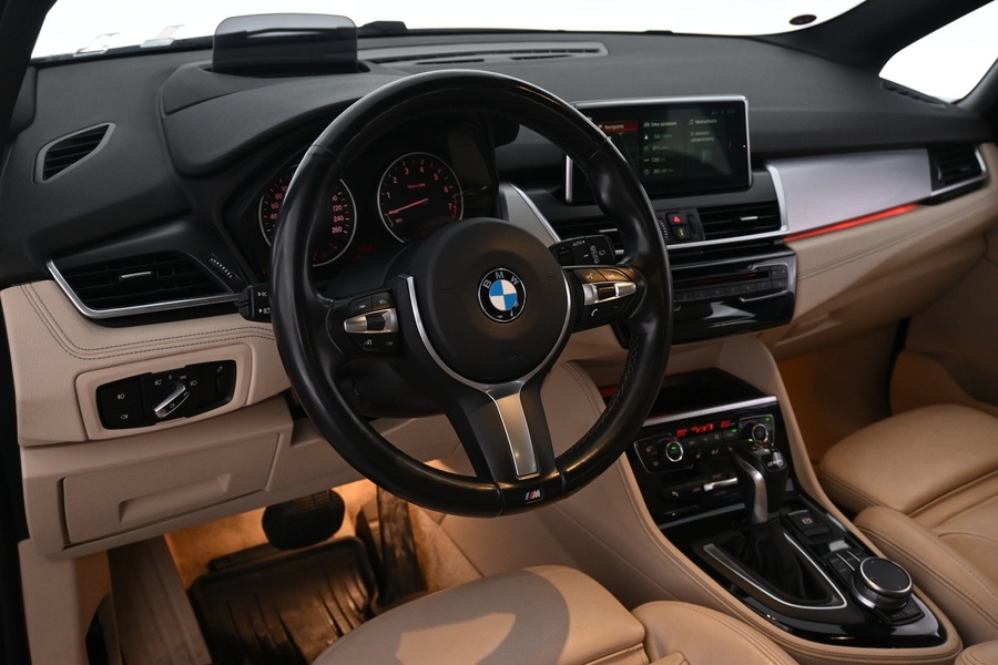 BMW 225 vaihtoauto