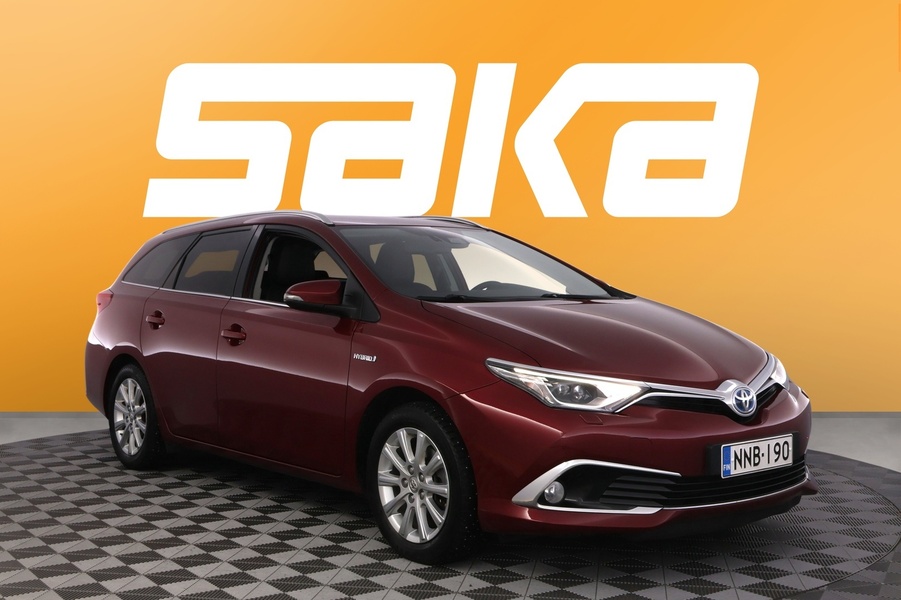 Toyota Auris vaihtoauto