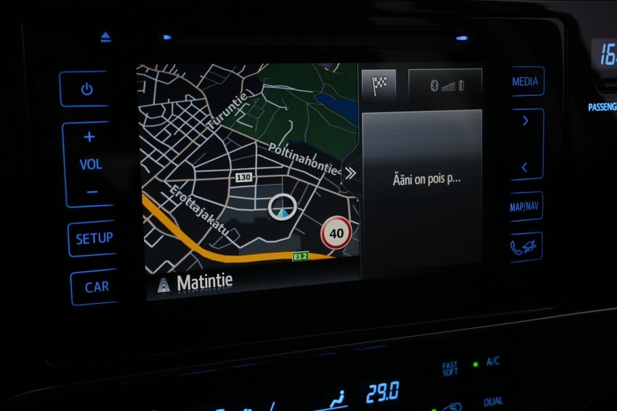 Toyota Auris vaihtoauto