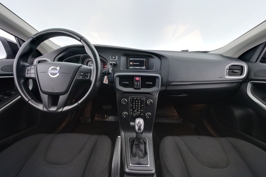 Volvo V40 vaihtoauto