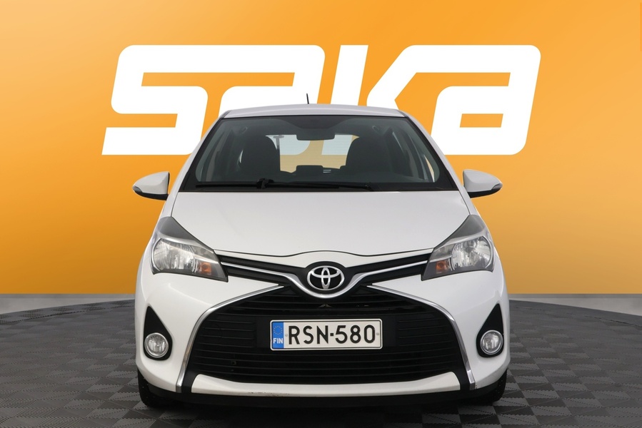 Toyota Yaris vaihtoauto