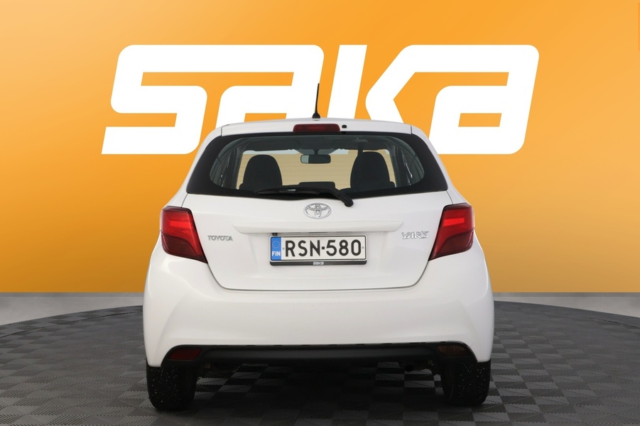 Toyota Yaris vaihtoauto