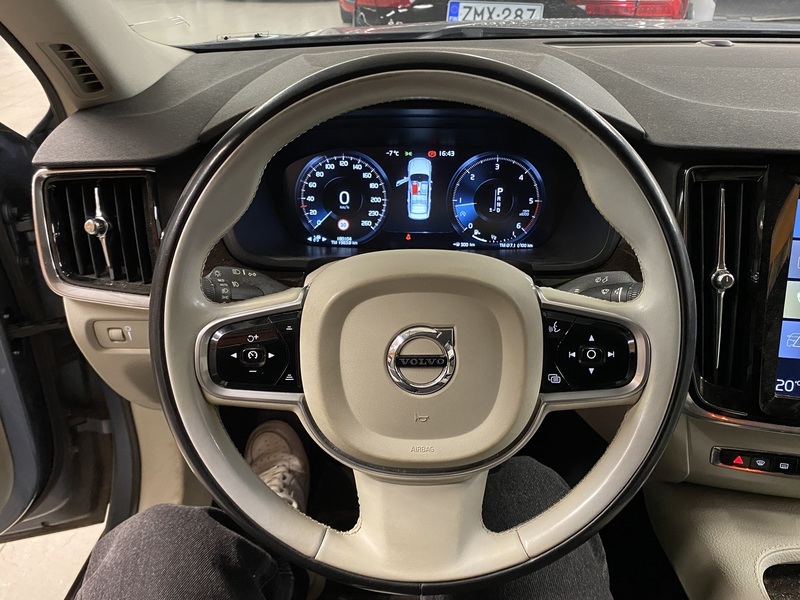 Volvo S90 vaihtoauto