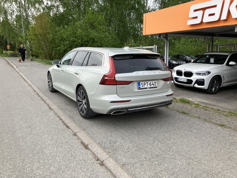 Volvo V60 vaihtoauto