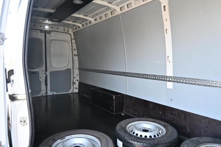 Iveco Daily vaihtoauto