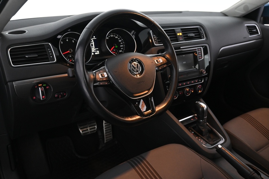 Volkswagen Jetta vaihtoauto