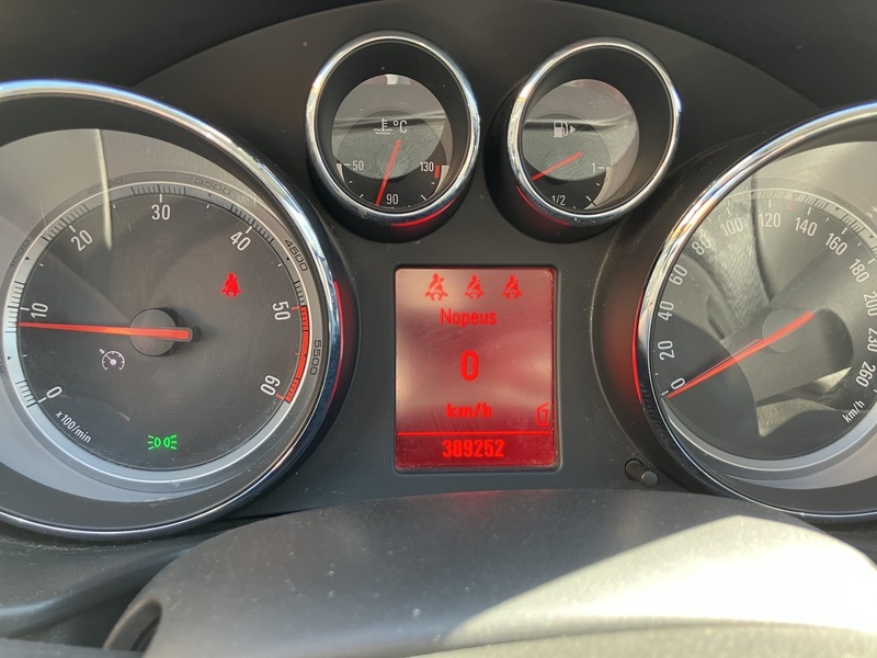 Opel Insignia vaihtoauto