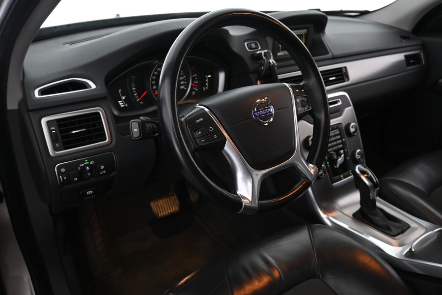 Volvo V70 vaihtoauto