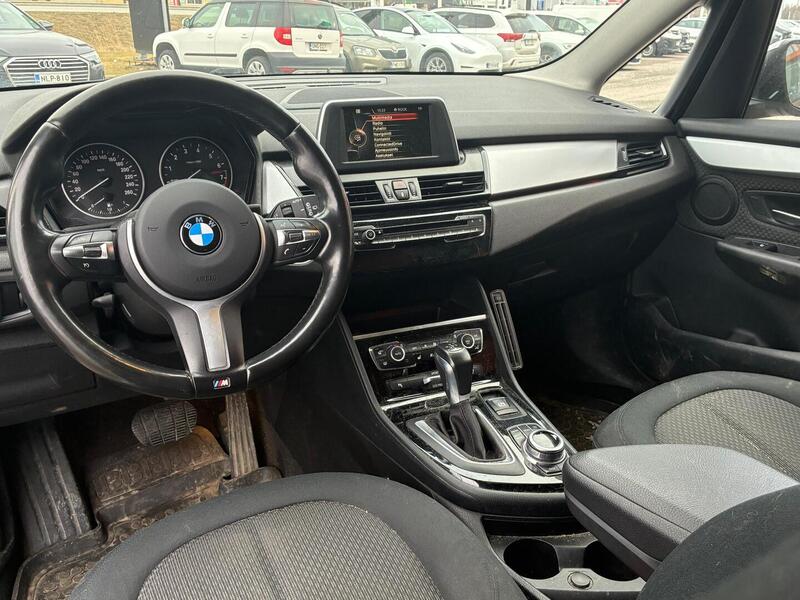 BMW 218 vaihtoauto