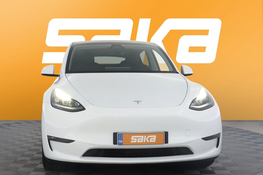 Tesla Model Y vaihtoauto