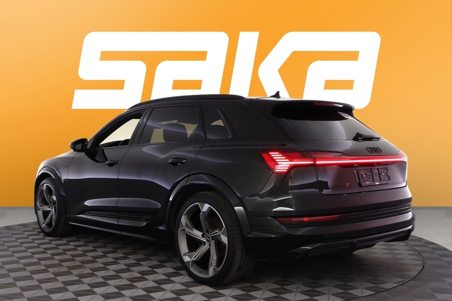 Audi e-tron vaihtoauto