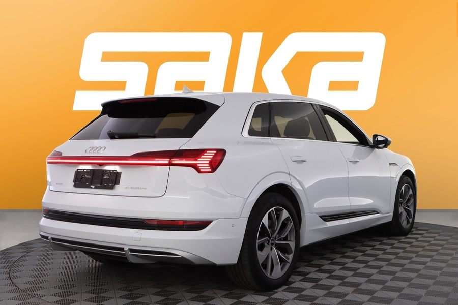 Audi e-tron vaihtoauto