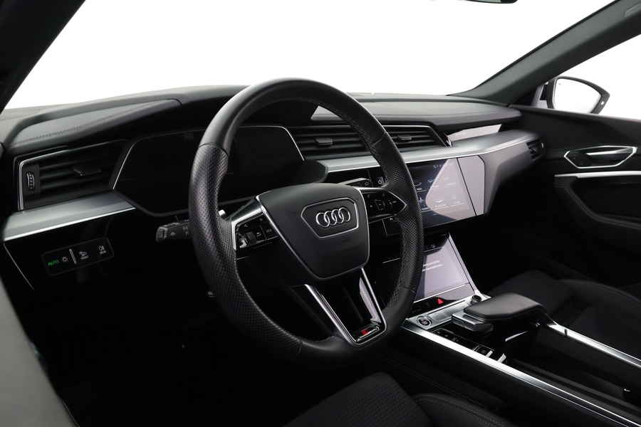 Audi e-tron vaihtoauto