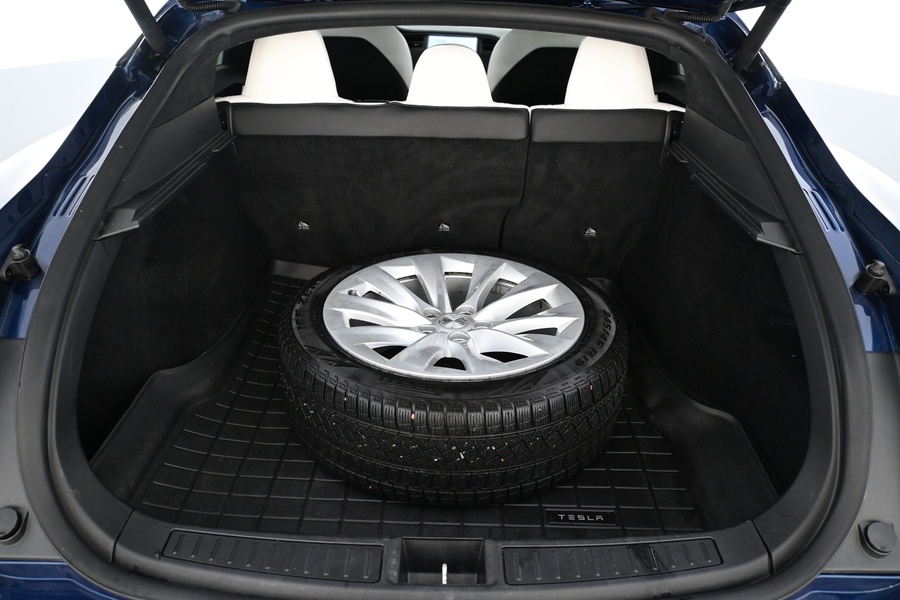 Tesla Model S vaihtoauto