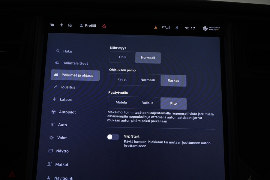 Tesla Model S vaihtoauto
