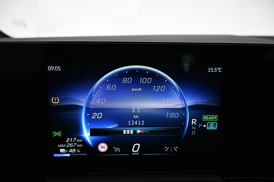 Mercedes-Benz EQA vaihtoauto